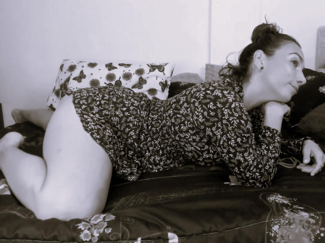 AmberDemons - ライブポルノ&amp;セックスカム - 23144249