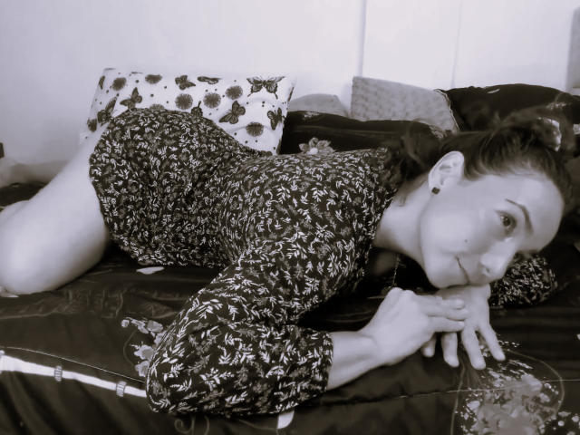 AmberDemons - Live sex cam - 23144253