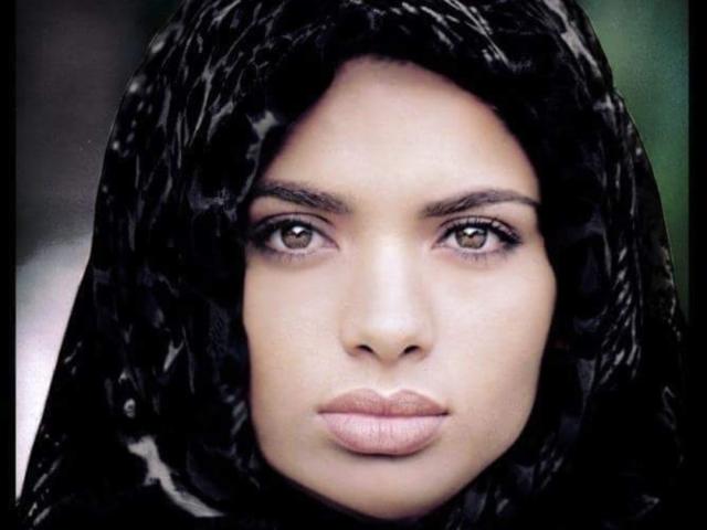 AfroditaRgenis - Sexe cam en vivo - 23145633