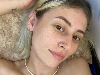 SelenaAmouur - Live sex cam - 23146029
