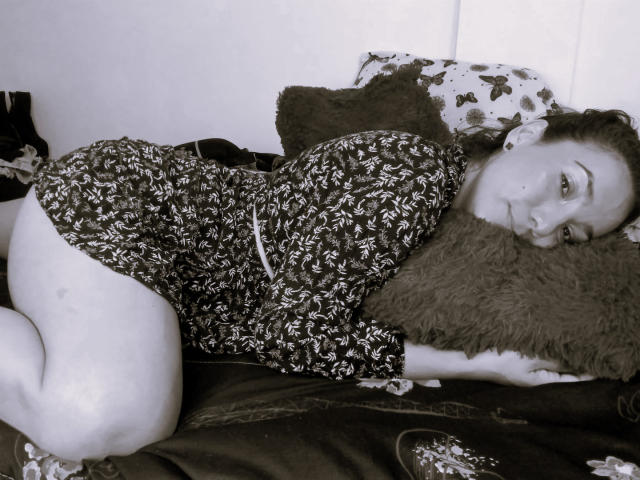 AmberDemons - Live porn &amp; sex cam - 23146989