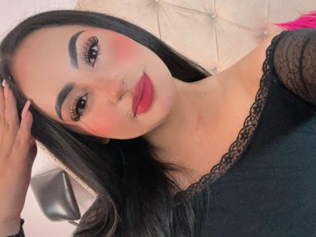 MartinaMendezz - Live porn &amp; sex cam - 23147893