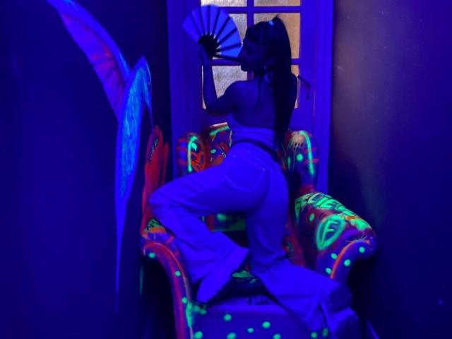 ElizaWells - Sexe cam en vivo - 23148117