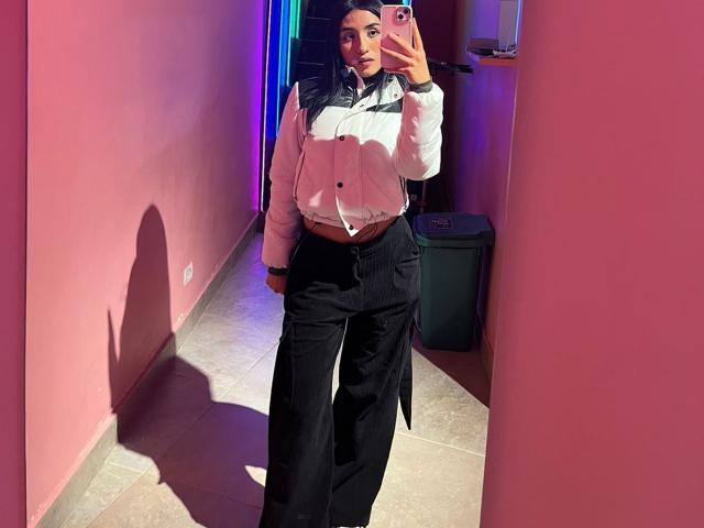 NickiClark - Live sex cam - 23151913