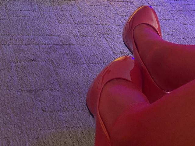 AlicePrings - Live porn &amp; sex cam - 23152717