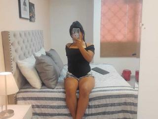 EmilyKingsley - Live sex cam - 23152741