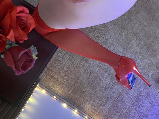 AlicePrings - Live porn &amp; sex cam - 23152845