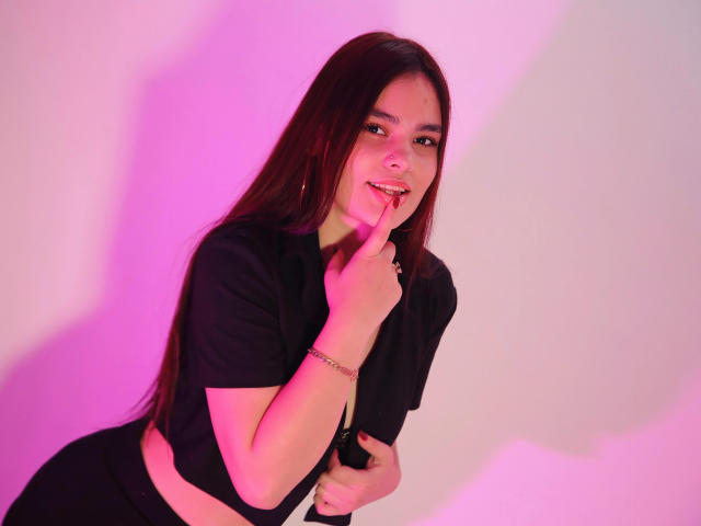 MiaPoe - Live porn &amp; sex cam - 23154177
