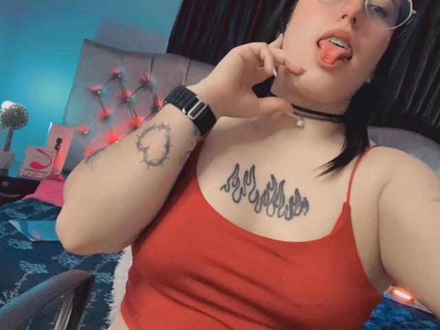 NatalieHarris - Live sex cam - 23155925