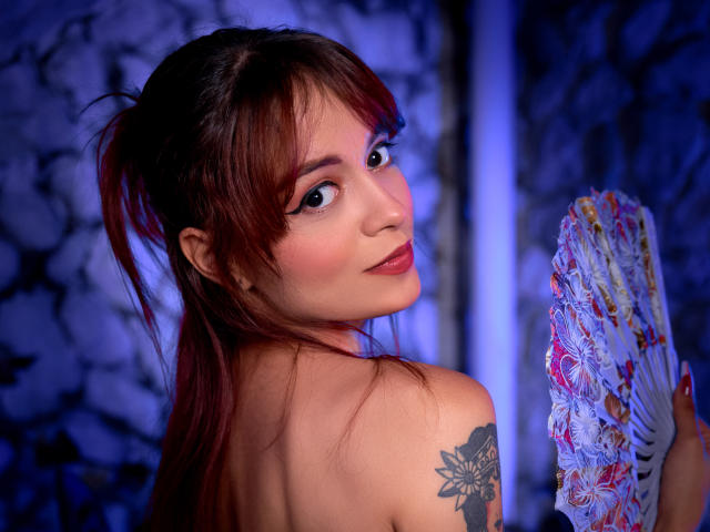 LucyMillers - Live sex cam - 23157233