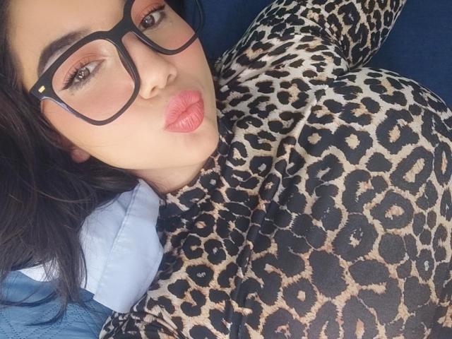 SquirtinGamy - Live porn &amp; sex cam - 23158425