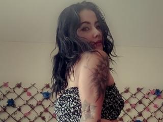MonicaLuci - Live Sex Cam - 23163901