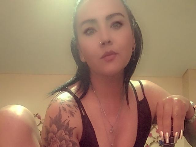 MonicaLuci - Live sex cam - 23164073