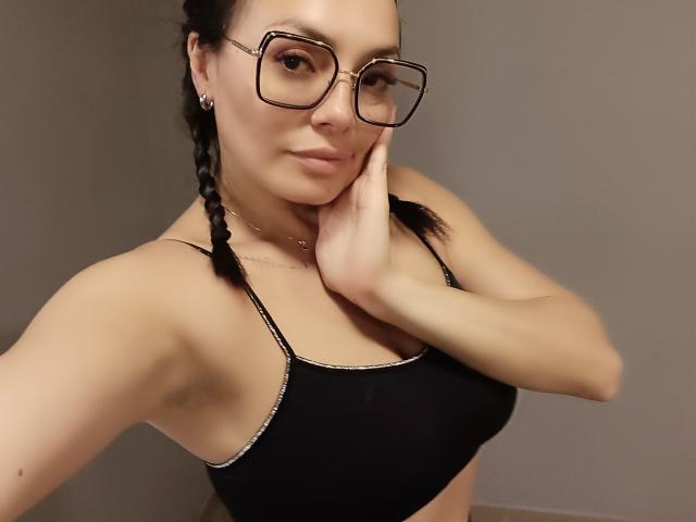 GalaMalkova - Live Sex Cam - 23164401