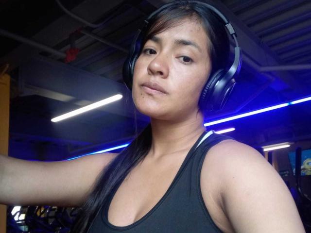 ArianithaXox - Live sex cam - 23169301