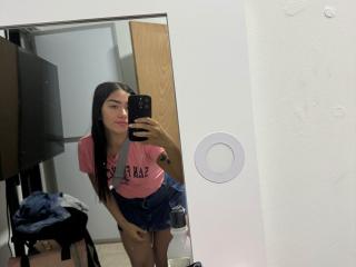 SharonKlart - פורנו בשידור חי ומצלמת סקס - 23183425