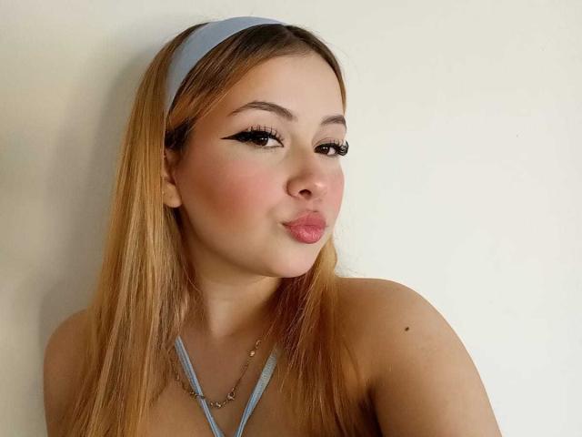 ScarletRhyss - Live porn &amp; sex cam - 23184665