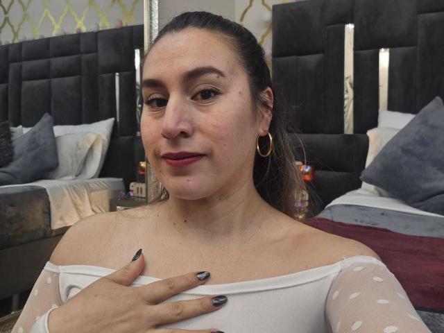 AliceDussan - Live sex cam - 23185545