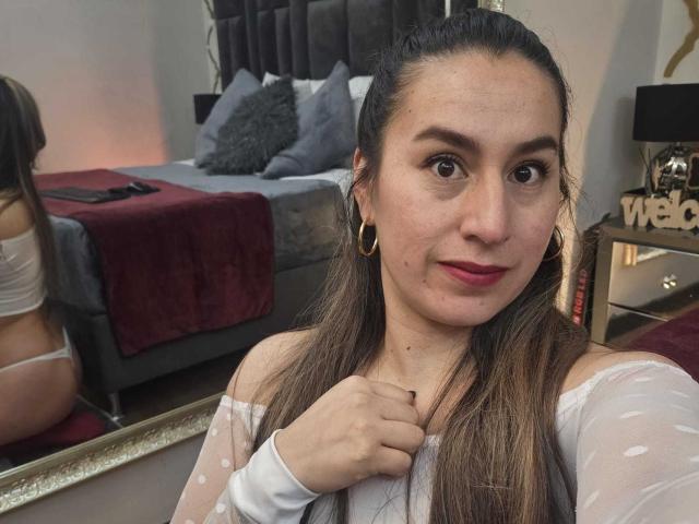 AliceDussan - Live sex cam - 23185553