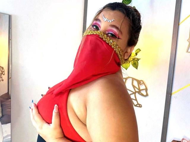 SalmaAzaman - Live sex cam - 23188473