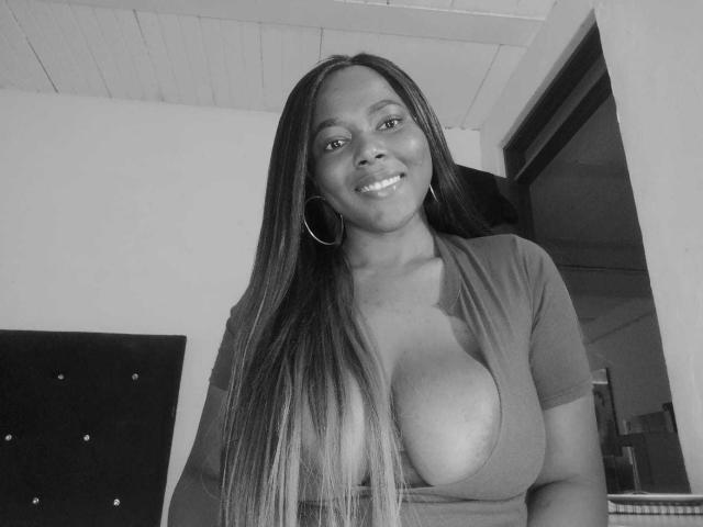 EmiraHot - ライブポルノ&amp;セックスカム - 23191057