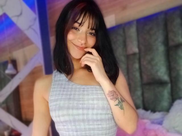 LindaWatsong - Live sex cam - 23191253