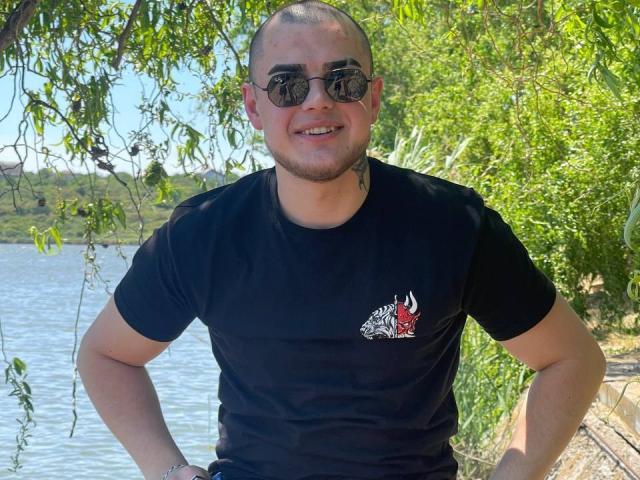 RichardSexy - Live sex cam - 23192709
