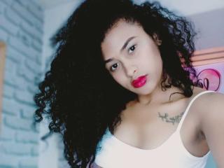 AlaiaSachs - Live sex cam - 23193161