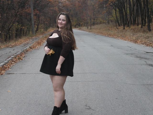 DaniellaGraceZZ - Live Sex Cam - 23196805