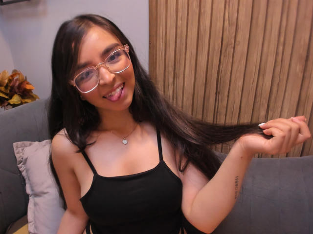 EvaMcAllister - Live porn &amp; sex cam - 23198349