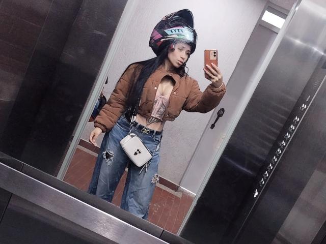 EvaMueller - Live porn &amp; sex cam - 23200229