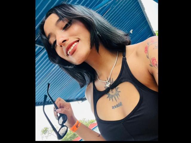 SalomeMille - Live porno og sexkamera - 23202521