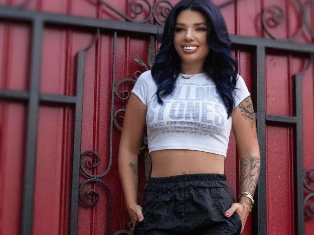 SerenaMoon - Live Sex Cam - 23207557