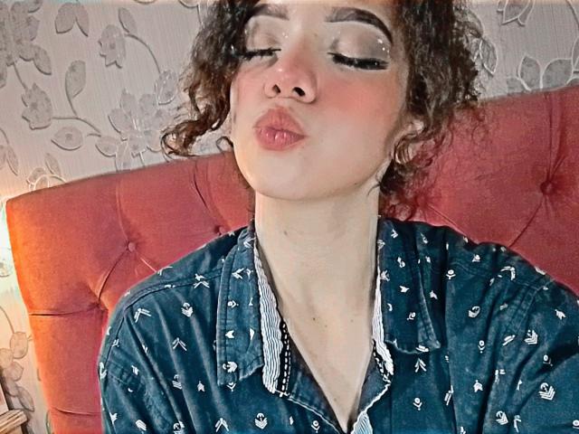 EmmaCowperr - Sexe cam en vivo - 23209853