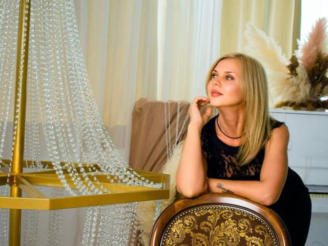 AgathaKlouin - Sexe cam en vivo - 23210369