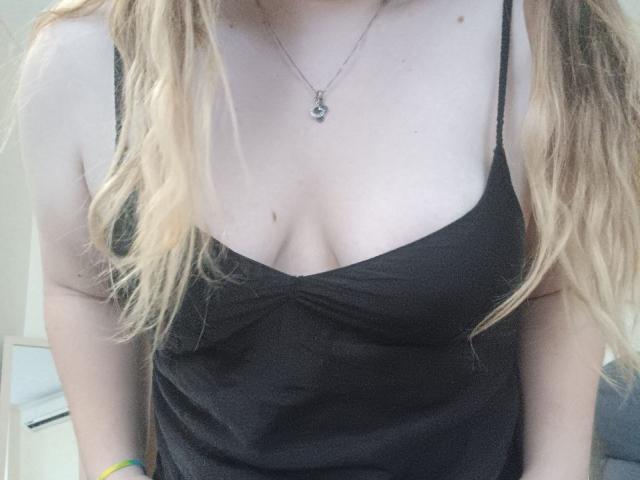 Leiliia - Live sex cam - 23210897