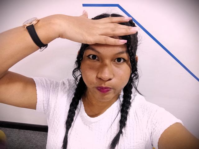 AbbyBlack69 - Sexe cam en vivo - 23215377