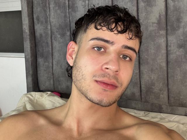 SofiaAndgeordi - Live sex cam - 23223413