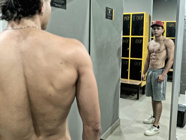 SofiaAndgeordi - Live sex cam - 23223529