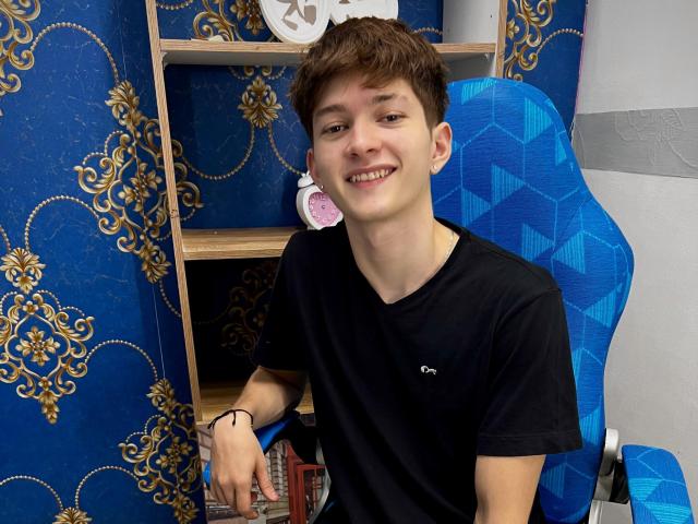 JakeDavins - Sexe cam en vivo - 23225289