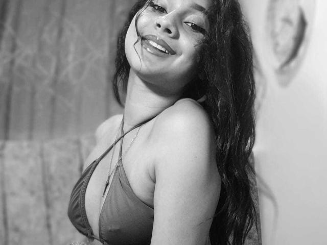 NahiRubiSweet - Live Sex Cam - 23228149