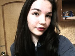 SweetCherryKira - Live sex cam - 23233177