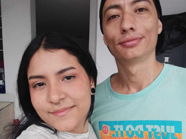 MiaAndJackk - Live sex cam - 23234937