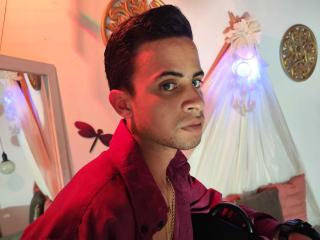 AlfonsoNauthy - Live sex cam - 23235625