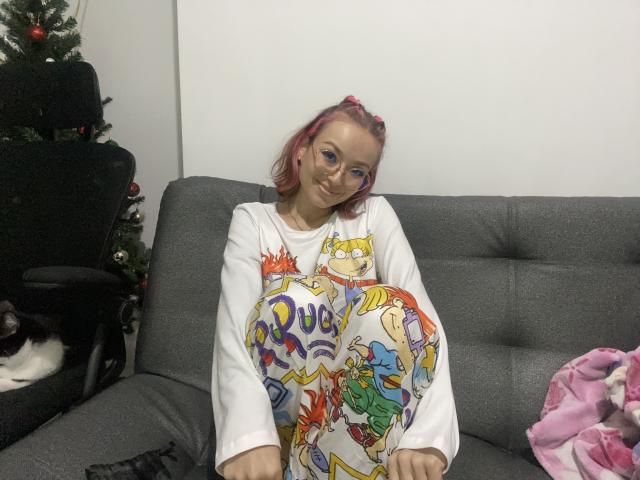 SarahRousen - Live sexe cam - 23250341