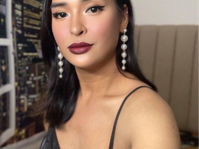 HugeTopMistressEricka69 - Sexe cam en vivo - 23253965