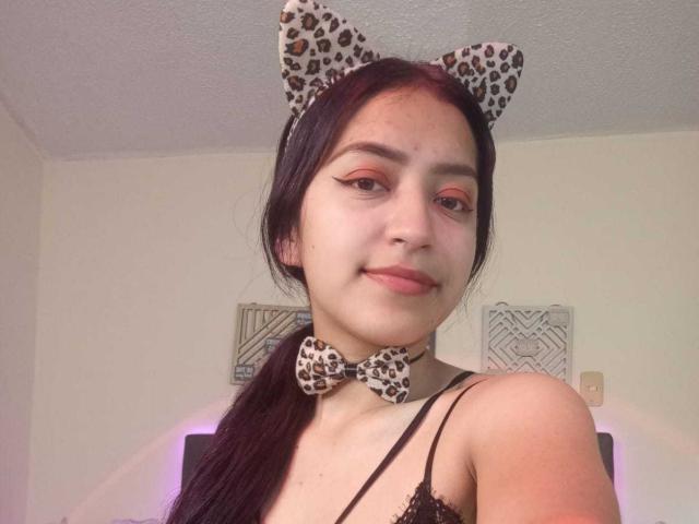 EngelThompson - Live sex cam - 23257005