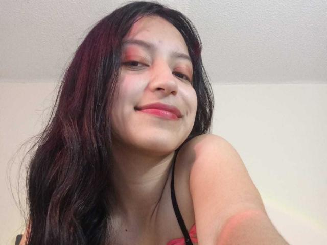 EngelThompson - Live sex cam - 23257017