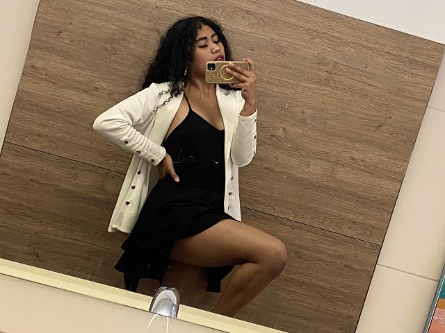 SophieSonyas - Live porn &amp; sex cam - 23257753