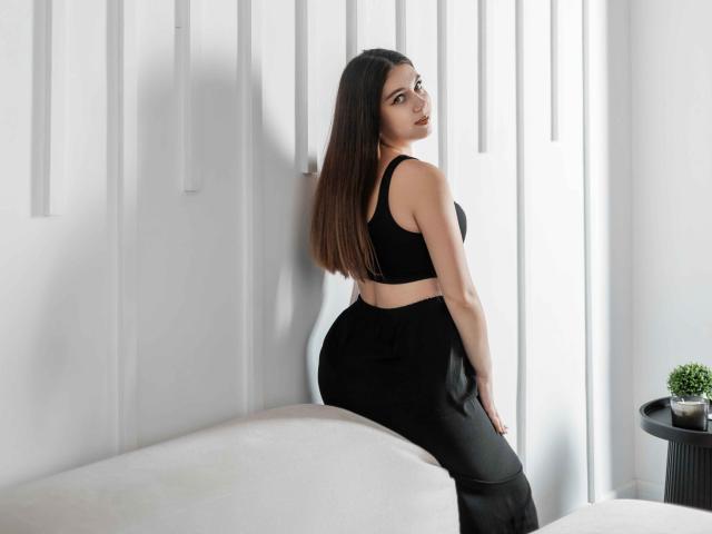 MilanaKitty - Live Sex Cam - 23258513